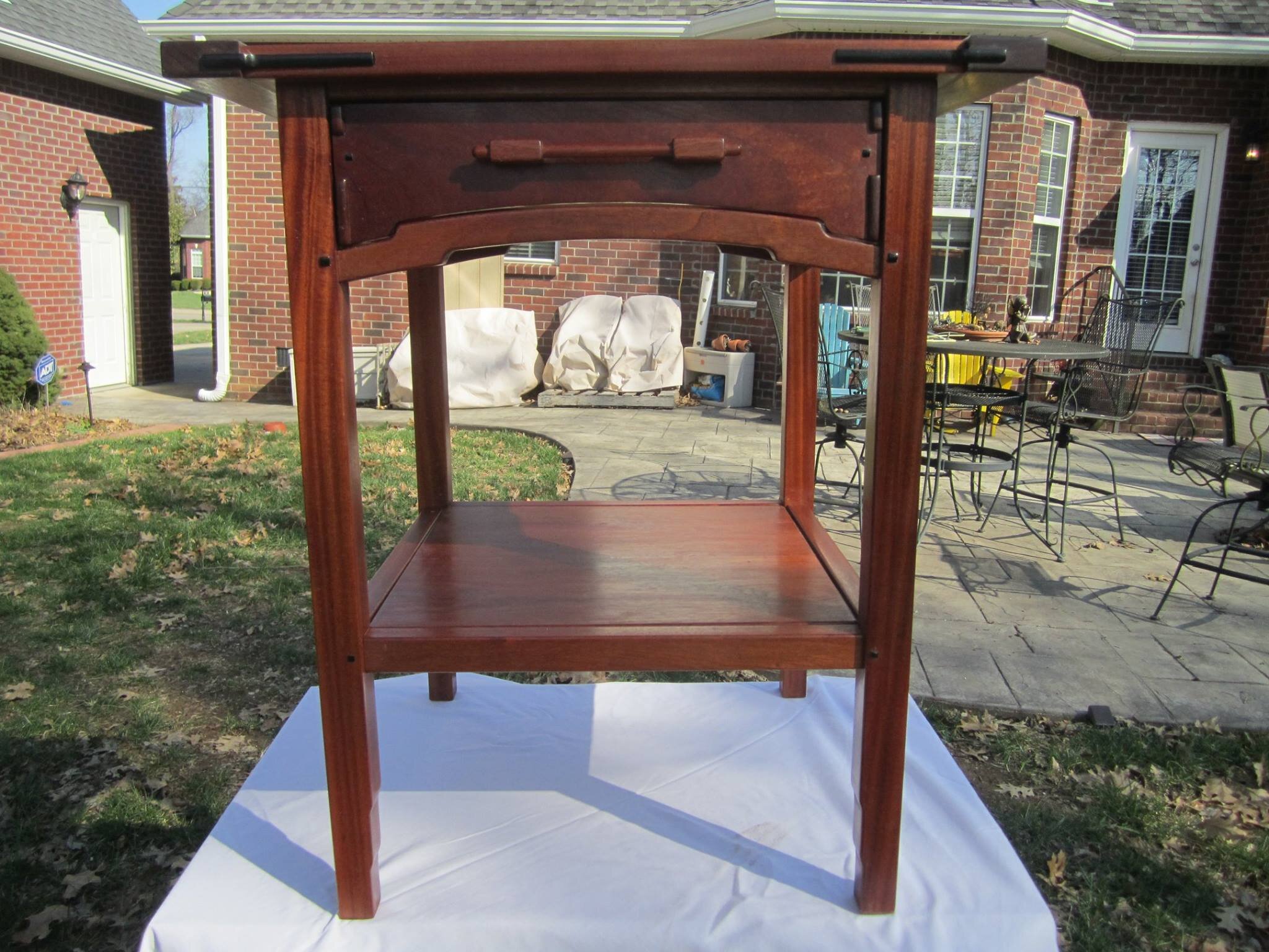 GandG End Table.jpg